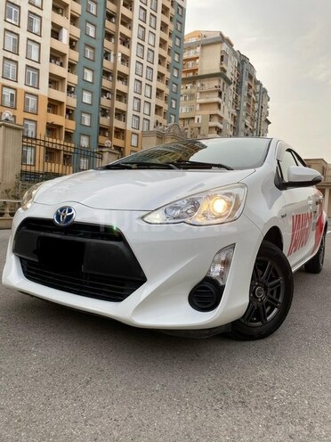 Toyota Aqua 2017, 105,000 km - 1.5 l - Bakı
