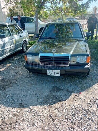 Mercedes 190 1992, 180,000 km - 2.0 l - Beyləqan