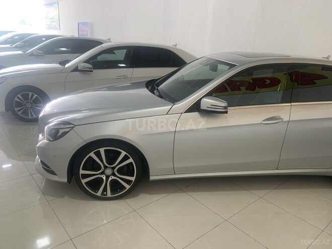 Mercedes E 220 d 2014, 207,100 km - 2.2 l - Bakı
