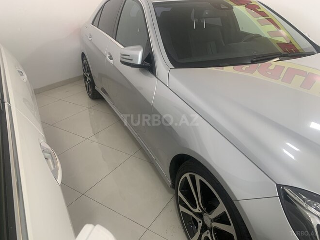 Mercedes E 220 d 2014, 207,100 km - 2.2 l - Bakı
