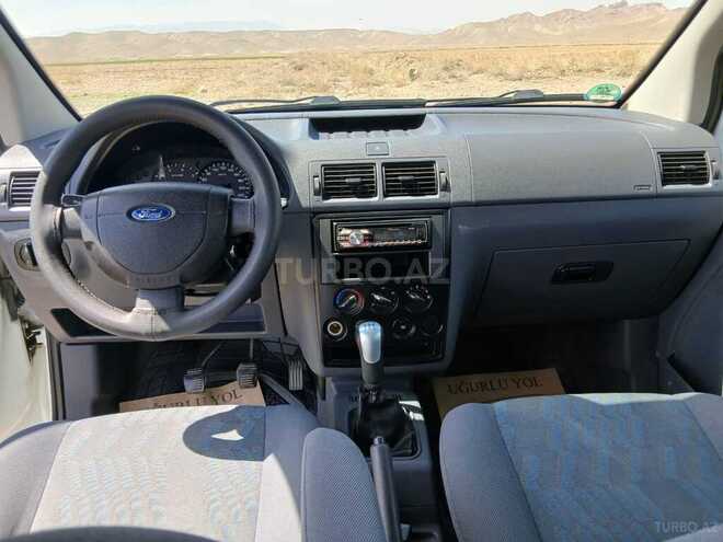 Ford Tourneo Connect 2007, 240,878 km - 1.8 l - Naxçıvan