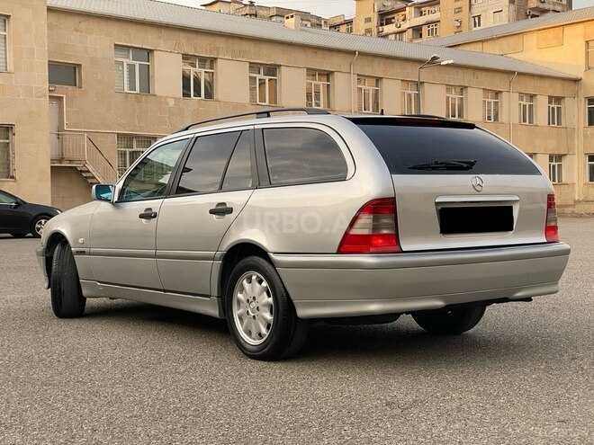 Mercedes C 200 2000, 371,000 km - 2.0 l - Bakı