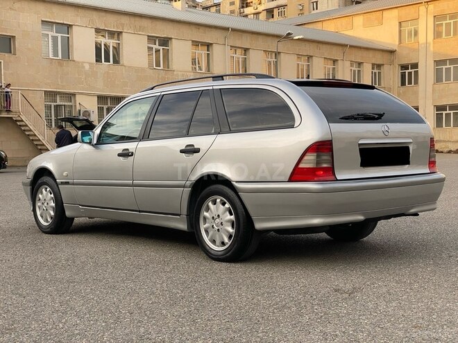 Mercedes C 200 2000, 371,000 km - 2.0 l - Bakı