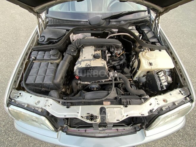 Mercedes C 200 2000, 371,000 km - 2.0 l - Bakı