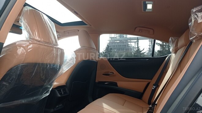 Lexus ES 300h 2023, 0 km - 2.5 l - Bakı
