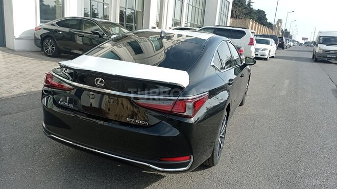 Lexus ES 300h 2023, 0 km - 2.5 l - Bakı