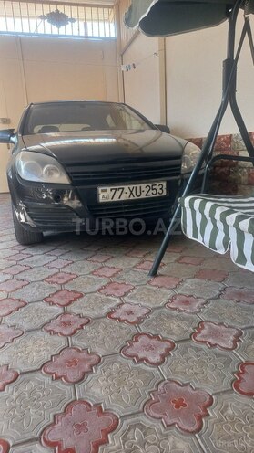 Opel Astra 2004, 275,000 km - 1.4 l - Bakı