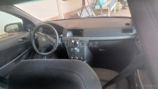 Opel Astra 2004, 275,000 km - 1.4 l - Bakı