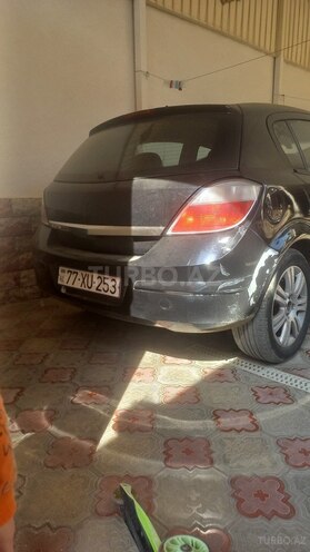 Opel Astra 2004, 275,000 km - 1.4 l - Bakı