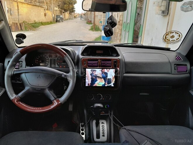 Mitsubishi Pajero io 2001, 596,000 km - 2.0 л - Bakı