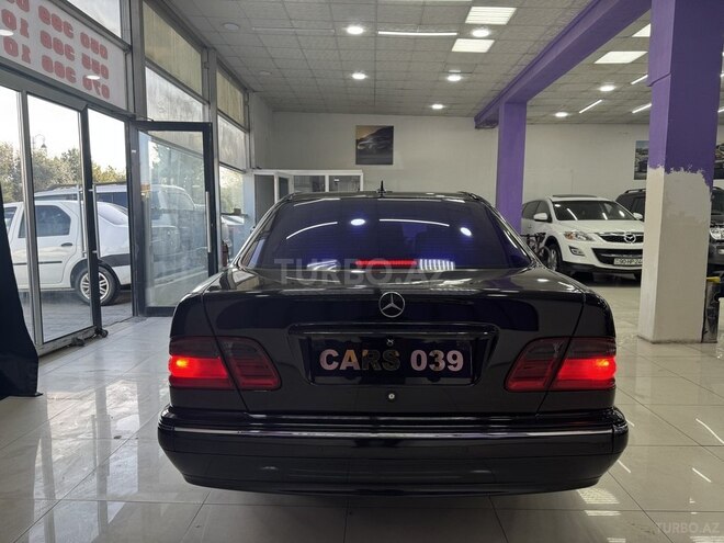 Mercedes E 240 2000, 285,000 km - 2.4 l - Sumqayıt