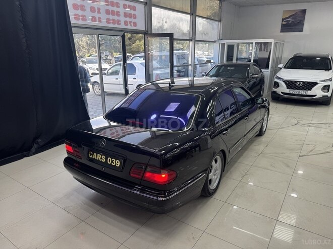 Mercedes E 240 2000, 285,000 km - 2.4 l - Sumqayıt