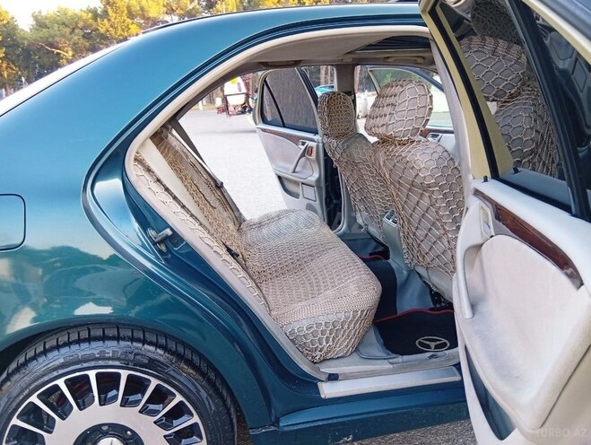 Mercedes E 240 2000, 290,000 km - 2.4 l - Bakı