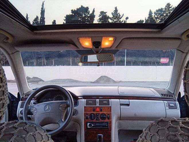 Mercedes E 240 2000, 290,000 km - 2.4 l - Bakı