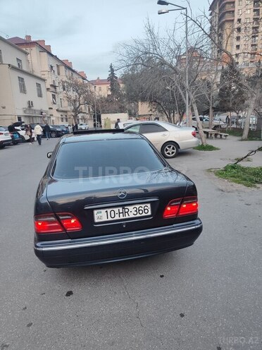 Mercedes E 270 2000, 230,000 km - 2.7 l - Bakı