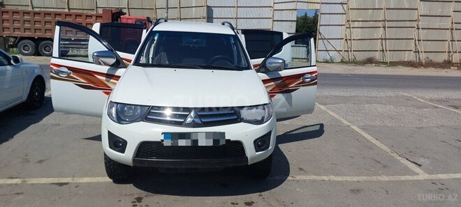 Mitsubishi L200 2007, 303,000 km - 2.5 l - Bakı