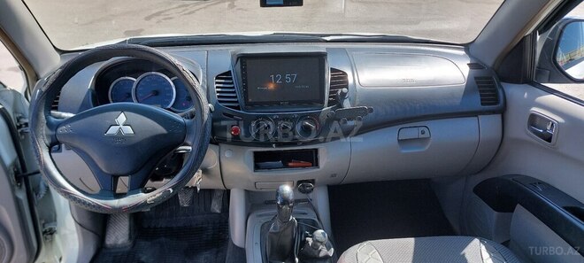 Mitsubishi L200 2007, 303,000 km - 2.5 l - Bakı