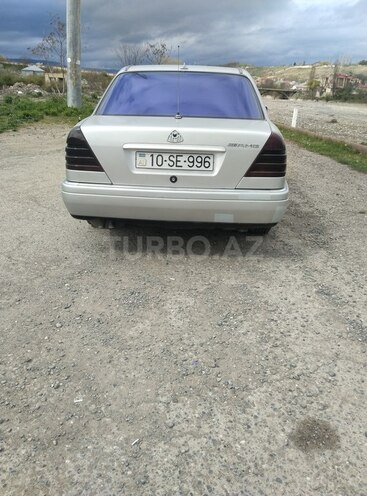Mercedes C 220 1993, 462,056 km - 2.2 л - Quba