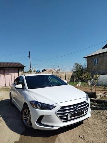 Hyundai Elantra 2018, 81,912 km - 2.0 l - Bakı