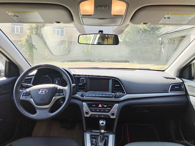 Hyundai Elantra 2018, 81,912 km - 2.0 l - Bakı