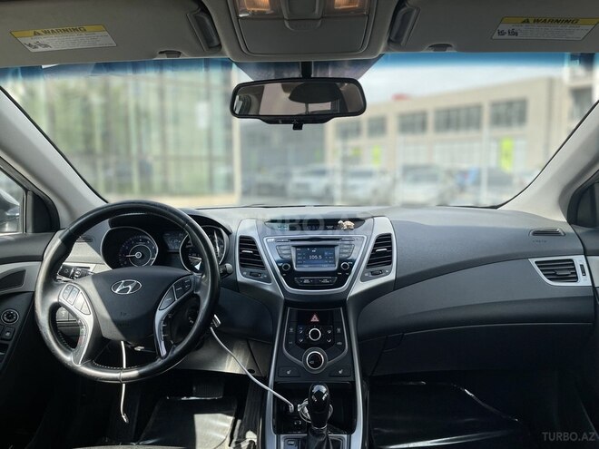Hyundai Elantra 2015, 181,856 km - 1.8 l - Bakı
