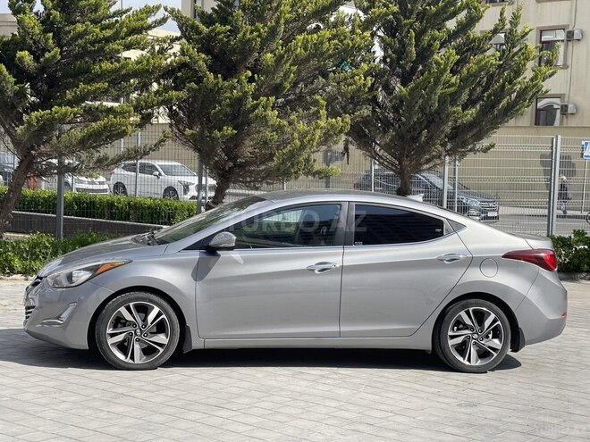 Hyundai Elantra 2015, 181,856 km - 1.8 l - Bakı
