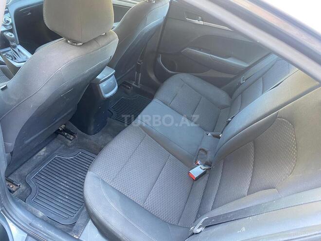 Hyundai Elantra 2018, 180,247 km - 2.0 l - Bakı