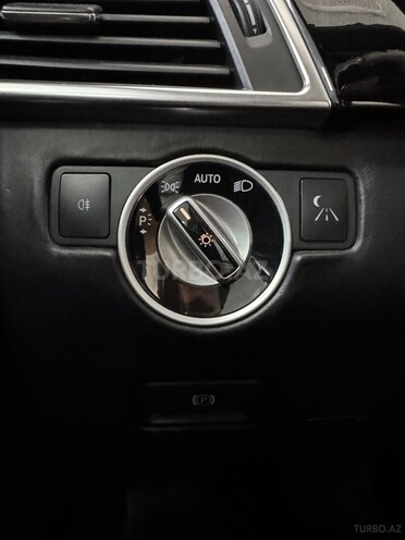 Mercedes GL 550 2013, 186,800 km - 5.5 l - Sumqayıt