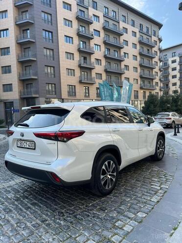 Toyota Highlander 2023, 34,385 km - 2.5 l - Bakı