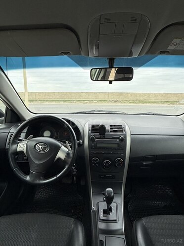 Toyota Corolla 2007, 174,000 km - 1.6 l - Bakı