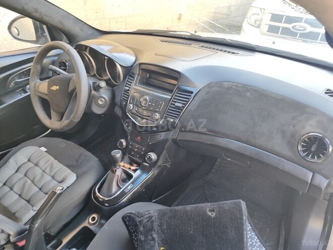 Chevrolet Cruze-6