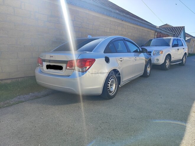 Chevrolet Cruze-3