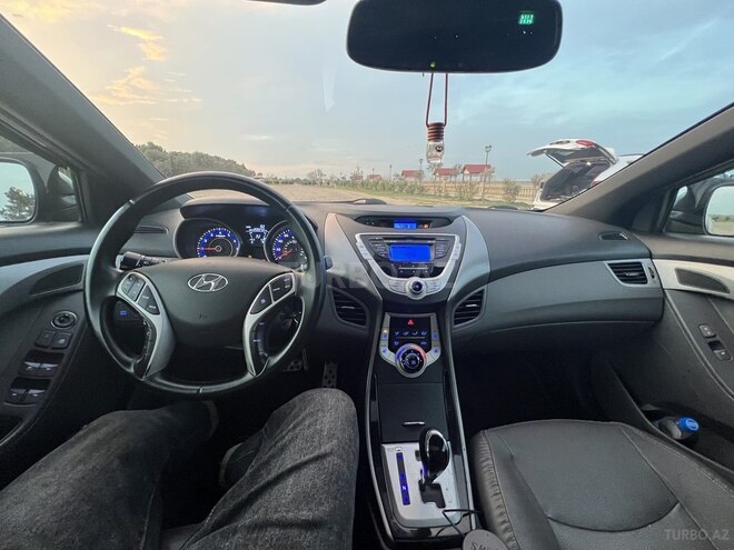 Hyundai Elantra 2011, 206,000 km - 1.8 l - Bakı