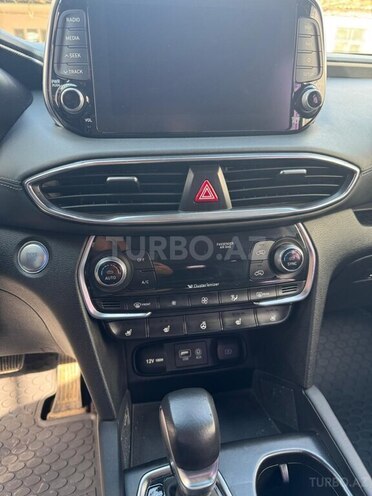 Hyundai Santa Fe 2018, 230,000 km - 2.2 л - Bakı
