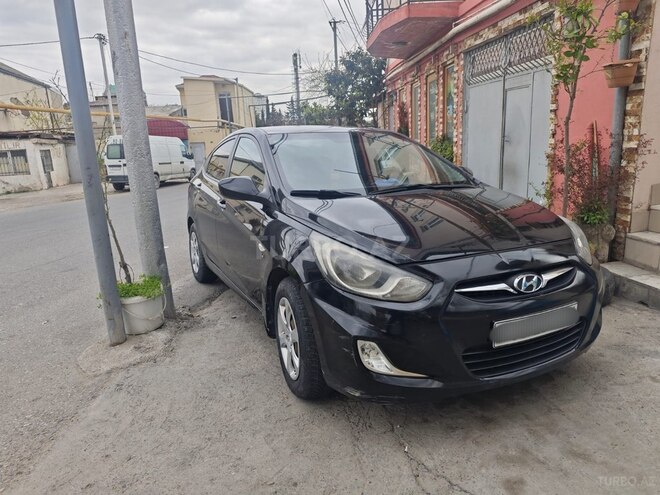 Hyundai Accent 2011, 150,000 km - 1.6 l - Bakı