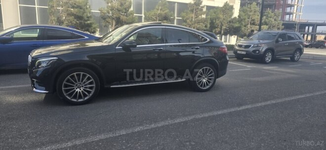 Mercedes GLC 300 4MATIC Coupe 2019, 68,600 km - 2.0 l - Bakı