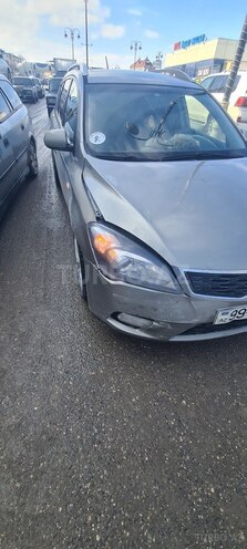 Kia Ceed 2011, 224,000 km - 1.6 l - Qusar