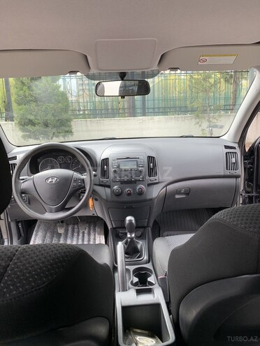 Hyundai i30 2011, 265,657 km - 1.6 л - Quba