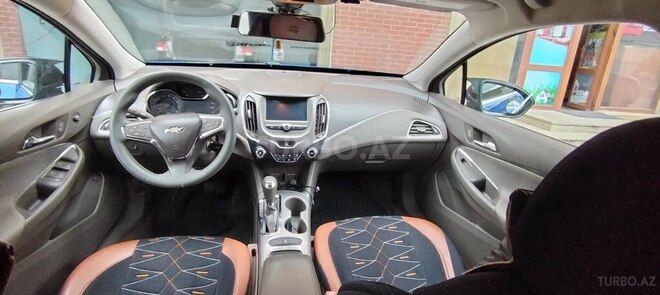 Chevrolet Cruze 2016, 220,000 km - 1.4 l - Qusar