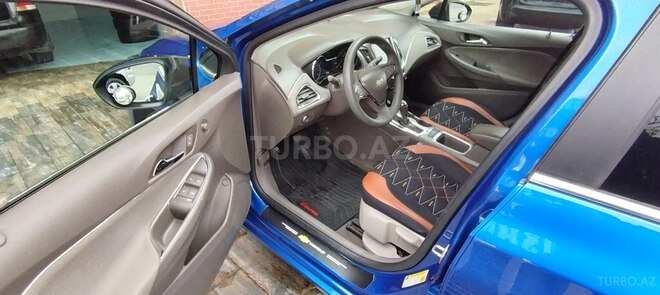 Chevrolet Cruze 2016, 220,000 km - 1.4 l - Qusar
