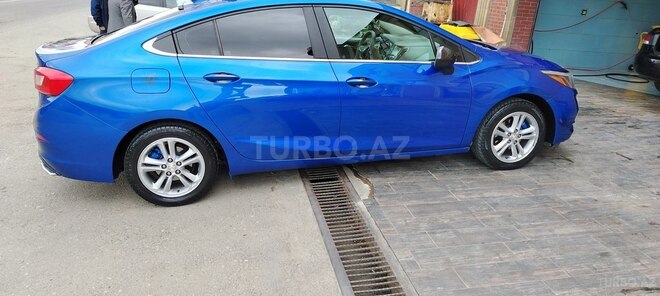 Chevrolet Cruze 2016, 220,000 km - 1.4 l - Qusar