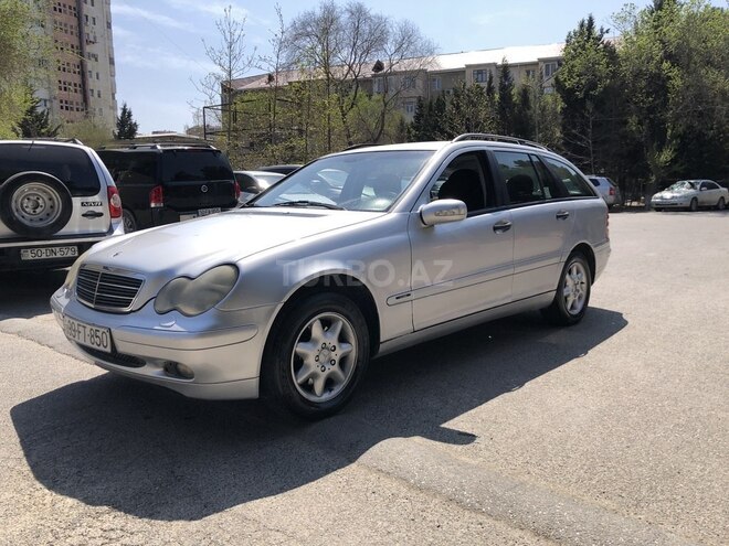 Mercedes C 220 d 2002, 400,000 km - 2.2 l - Sumqayıt