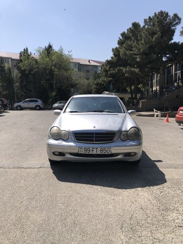 Mercedes C 220 d 2002, 400,000 km - 2.2 l - Sumqayıt