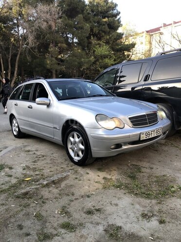 Mercedes C 220 d 2002, 400,000 km - 2.2 l - Sumqayıt