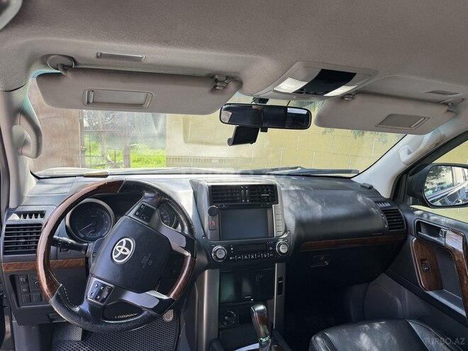 Toyota Land Cruiser Prado 2010, 299,000 km - 2.7 l - Bakı