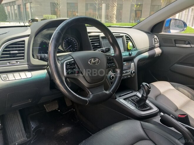 Hyundai Avante 2016, 157,500 km - 1.6 l - Bakı