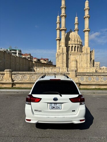Toyota Corolla Fielder 2019, 82,300 km - 1.5 л - Bakı