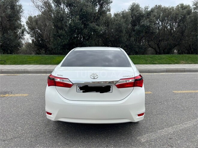 Toyota Corolla 2013, 220,000 km - 1.6 l - Bakı