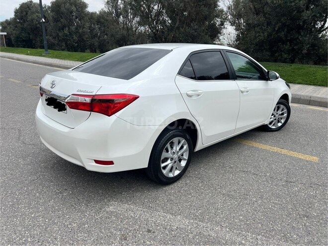 Toyota Corolla 2013, 220,000 km - 1.6 l - Bakı