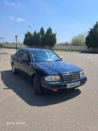 Mercedes C 200 1995, 330,028 km - 2.0 l - Saatlı